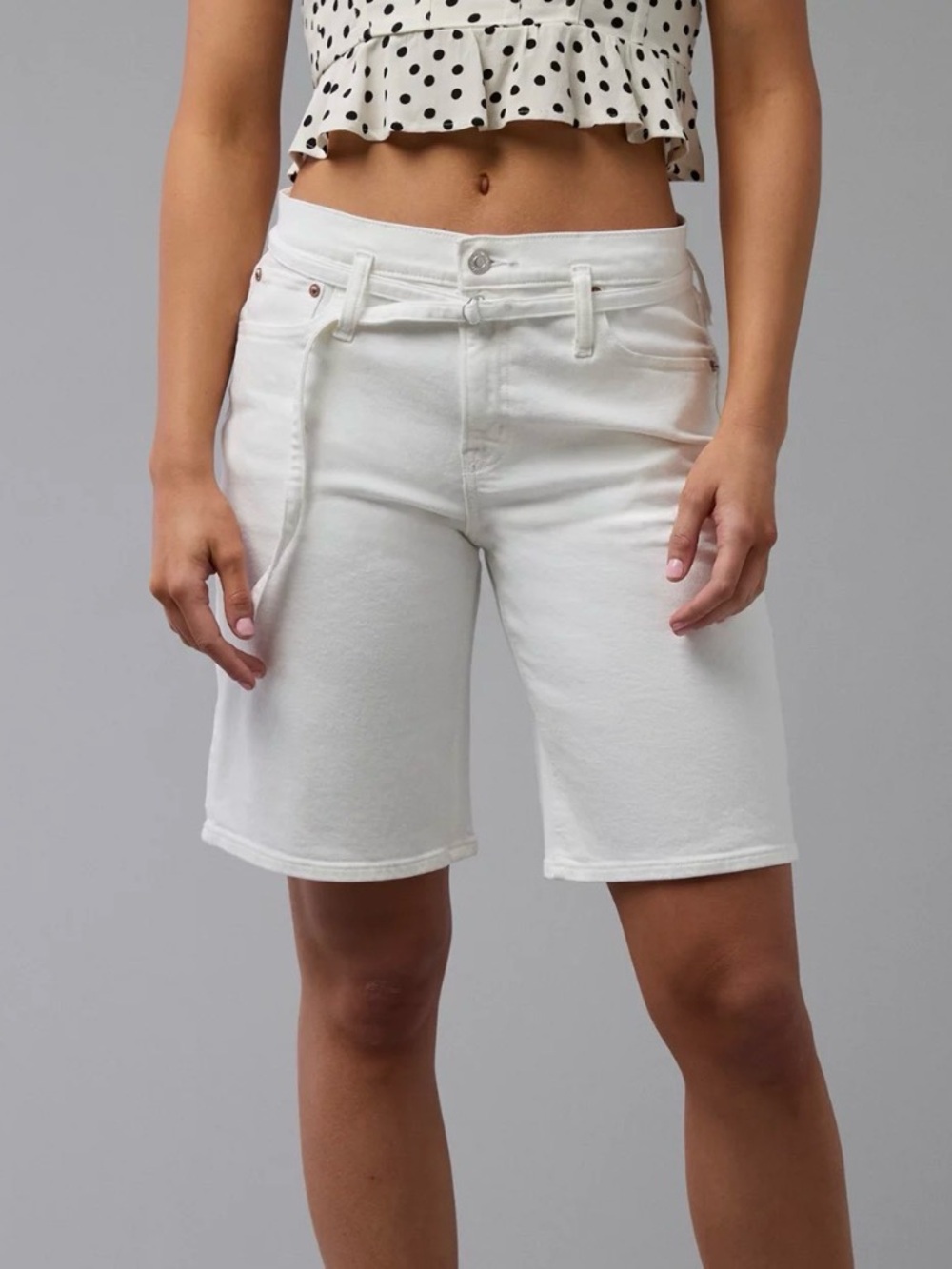 AE 11" Stretch Denim High-Waisted Jort Size 2 - Picture 2 of 8